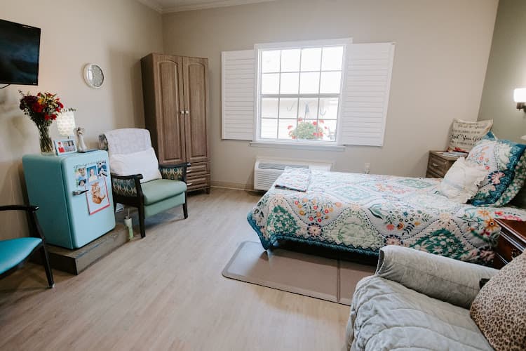 THE GREEN HOUSE COTTAGES OF SOUTHERN HILLS