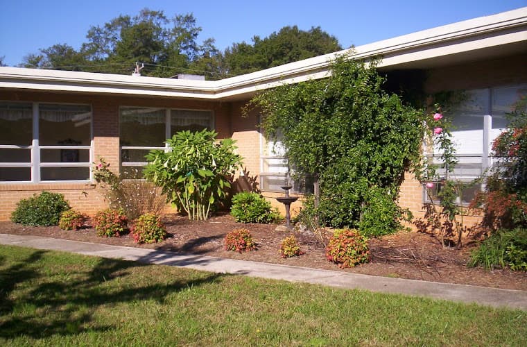 Magnolia Manor - Inman