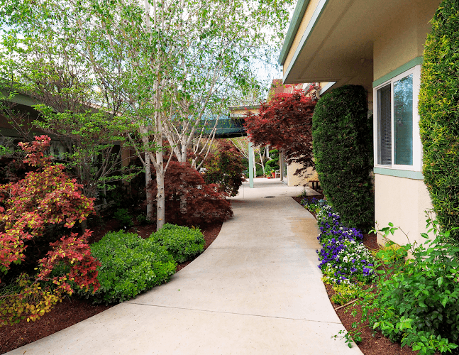 LINCOLN GLEN ASSISTED LIVING CENTER