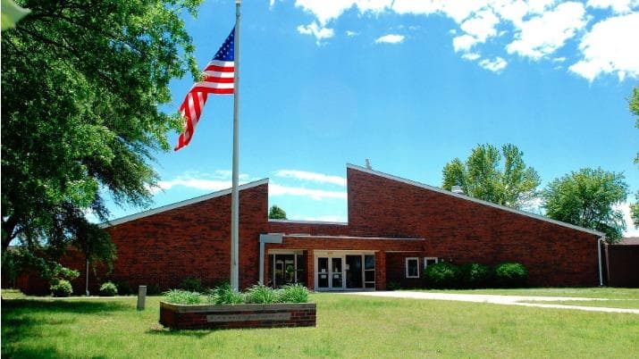 THE WOLFE LIVING CENTER AT SUMMIT RIDGE