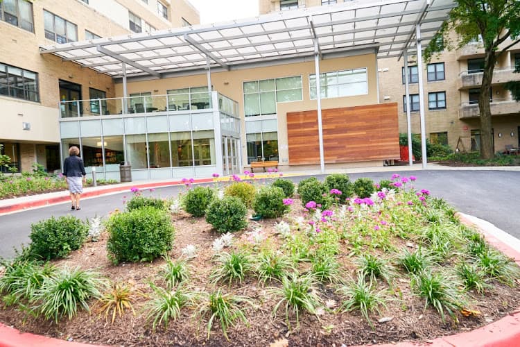 RESIDENCES AT VANTAGE POINT