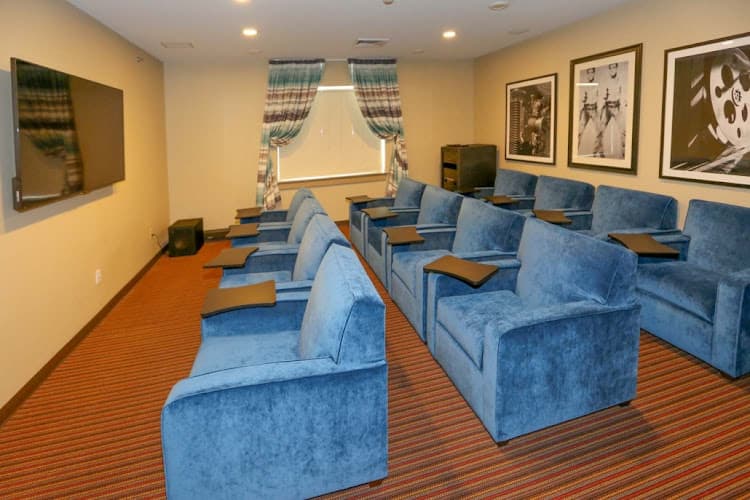 HEALTHCARE RESORT OF COLORADO SPRINGS, THE