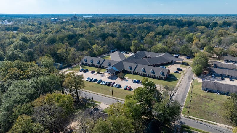 LEGEND HEALTHCARE AND REHABILITATION - PARIS