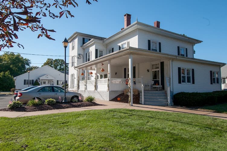 TOUCHPOINTS AT CHESTNUT