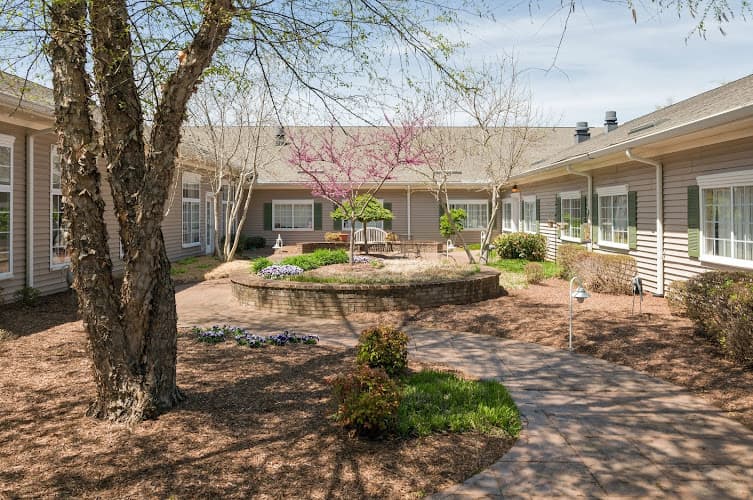 LIFE CARE CENTER OF COLUMBIA