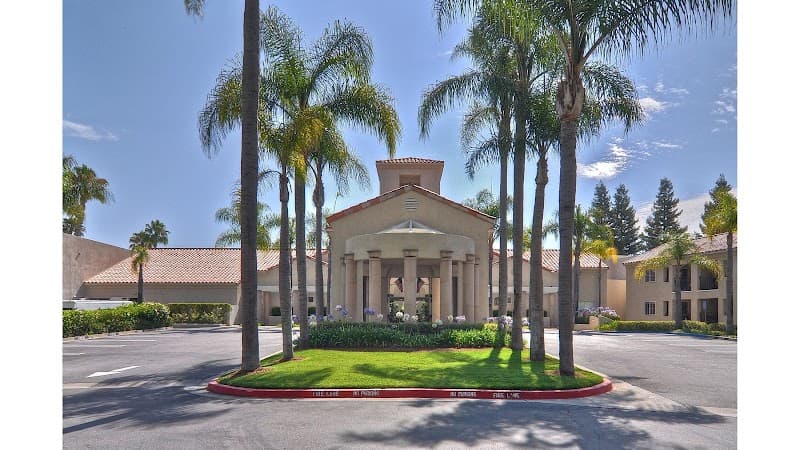 IVY AT WELLINGTON, THE