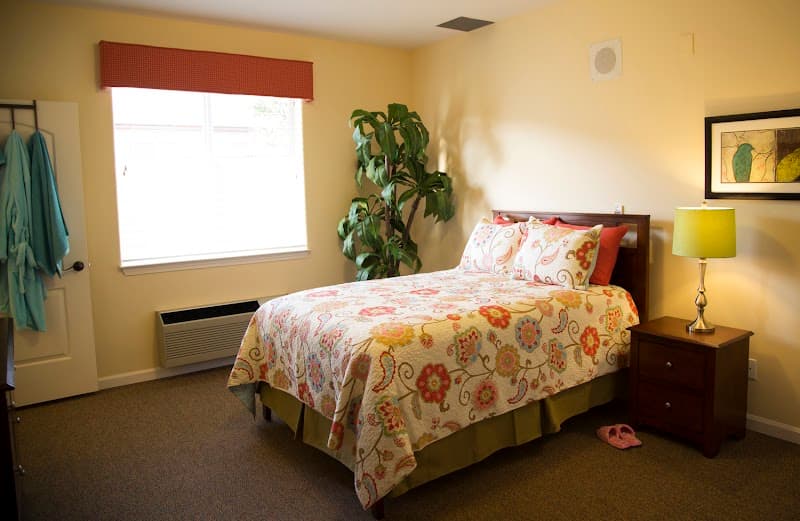 RIVER BLUFFS MEMORY CARE COMMUNITY