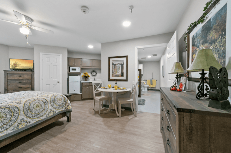 CARIAD AT VILLAGE CREEK