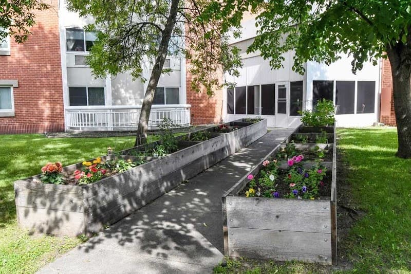 Edgewood Parkwood Place, Llc