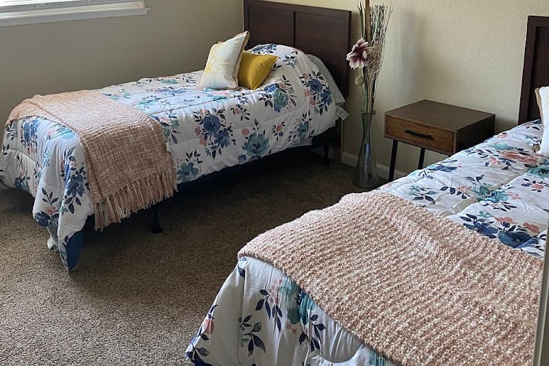 SISTERS ASSISTED LIVING