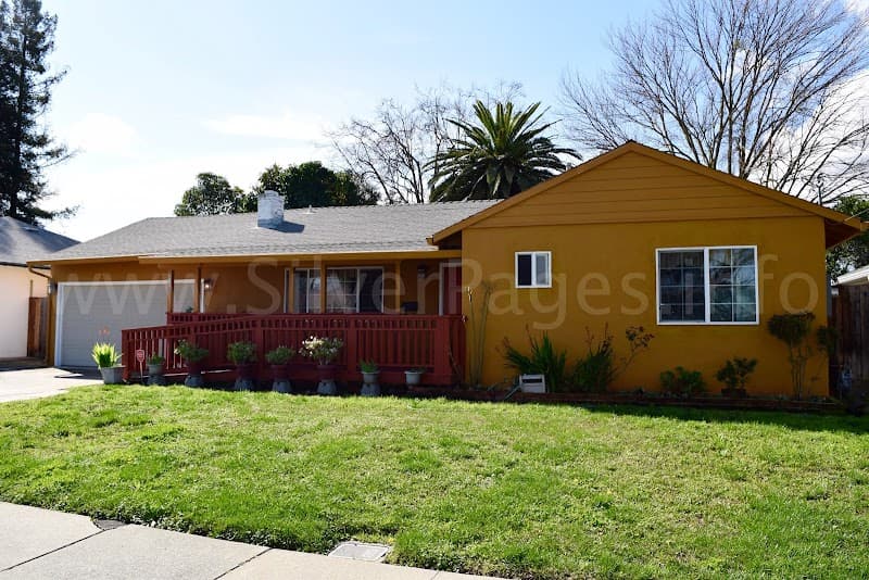 DELLY'S CARE HOME IV