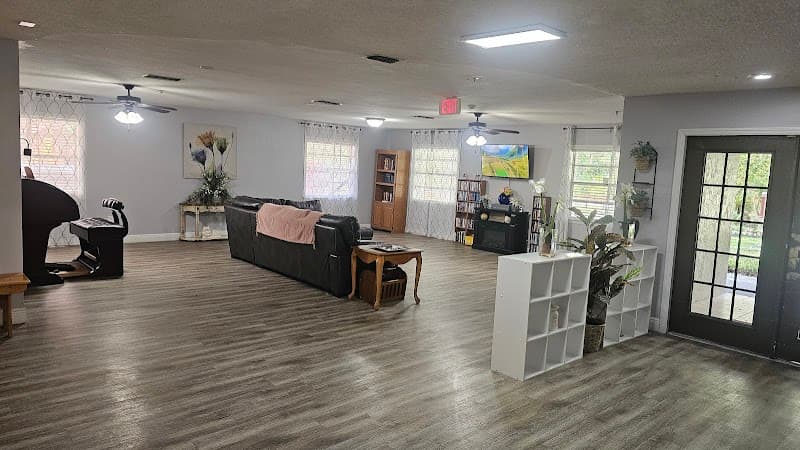 CRYSTAL GEM MANOR ALF