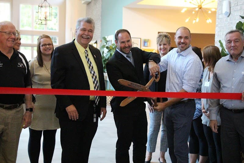 GRAND HILLS CASTLE (THE)