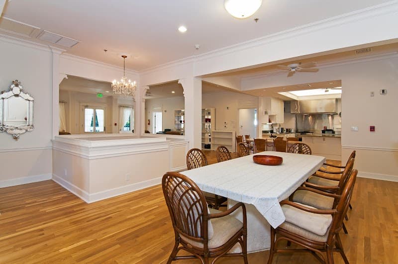 Living Manoa Gardens