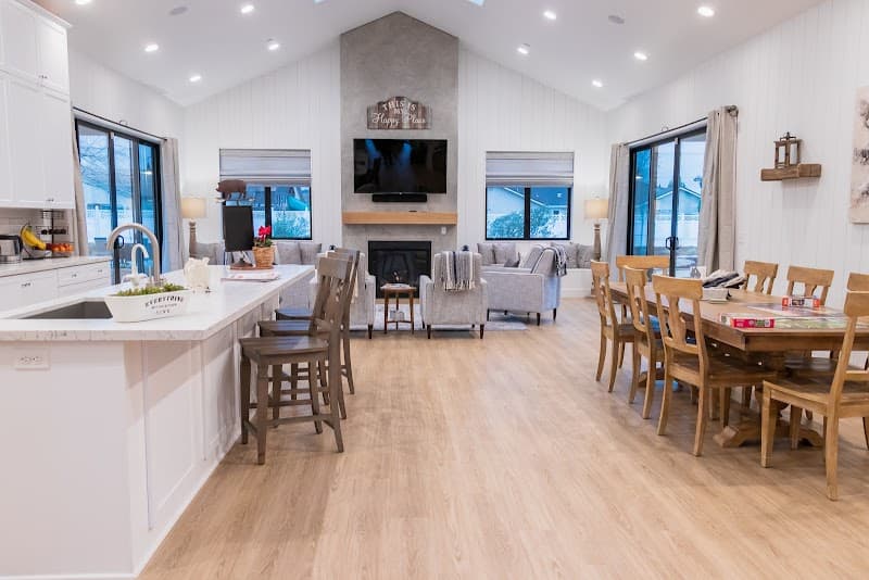 A HEAVENLY HOME COMMUNITIES C