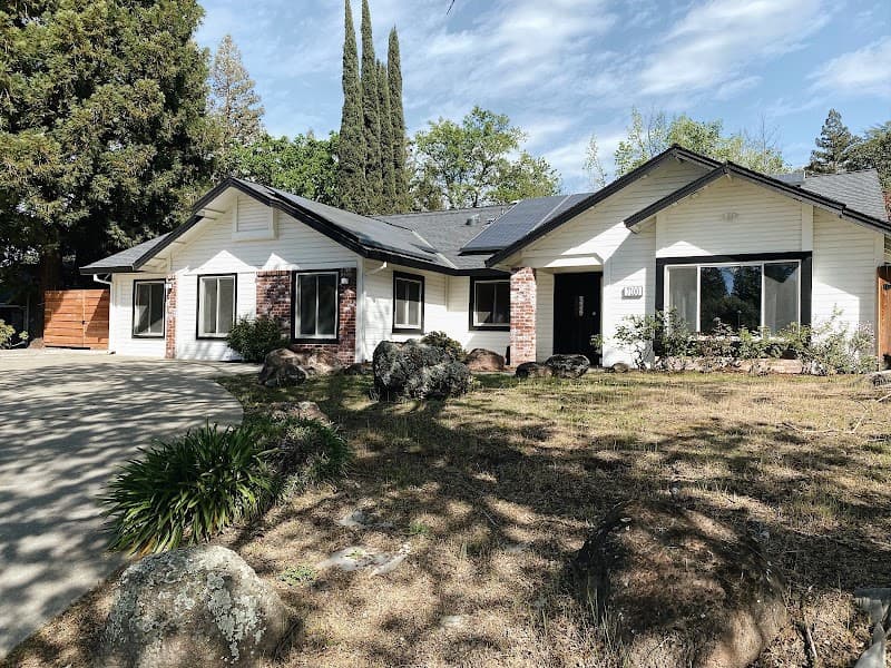 EMERALD ESTATE SENIOR LIVING