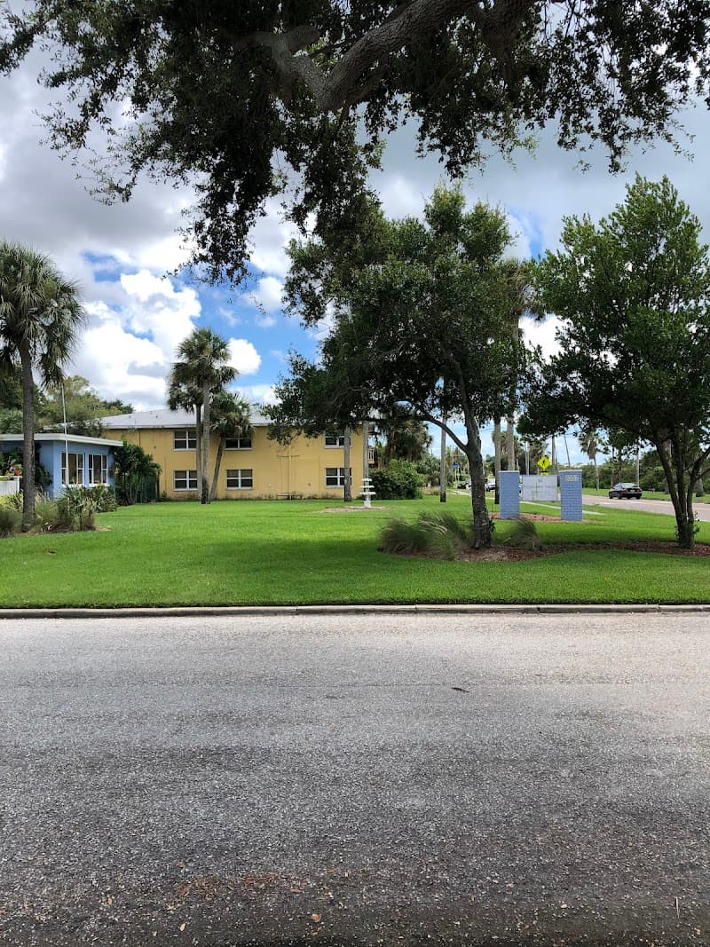 EDGEWATER RETIREMENT MANOR