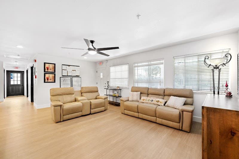 SPLENDOR OAKS SENIOR LIVING #3