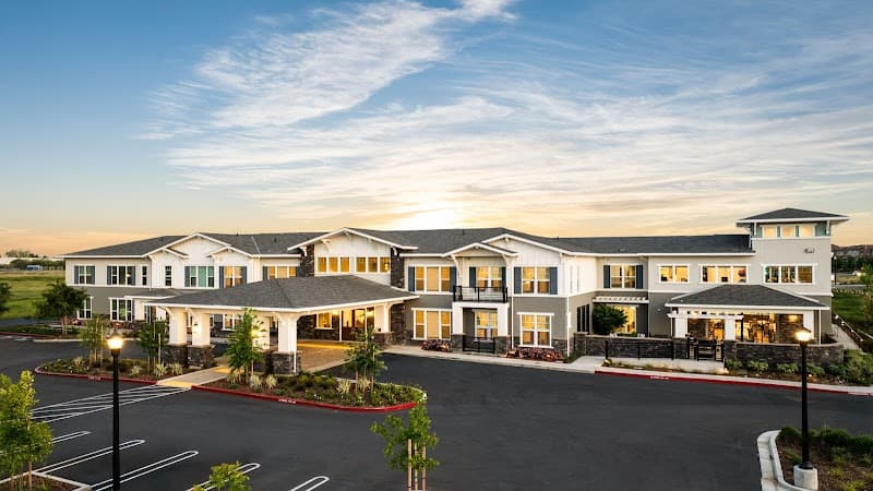 IVY AT BLUE OAKS, THE