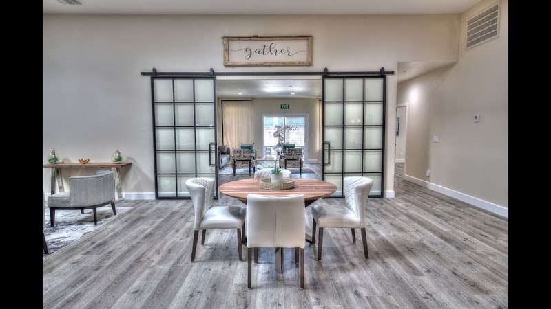 DIAMOND OAK GUEST HOME