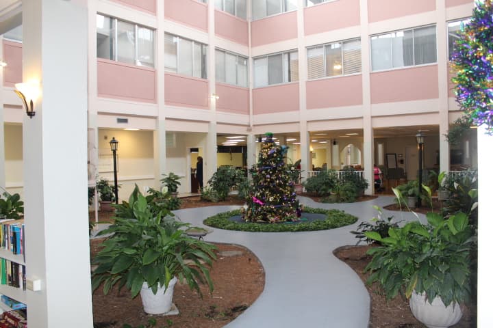 HomeLife In The Gardens, LLC.-Level 3