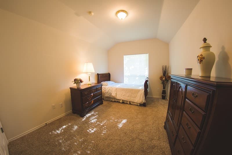 SHINY DAYS HEALTH CARE ,LLC