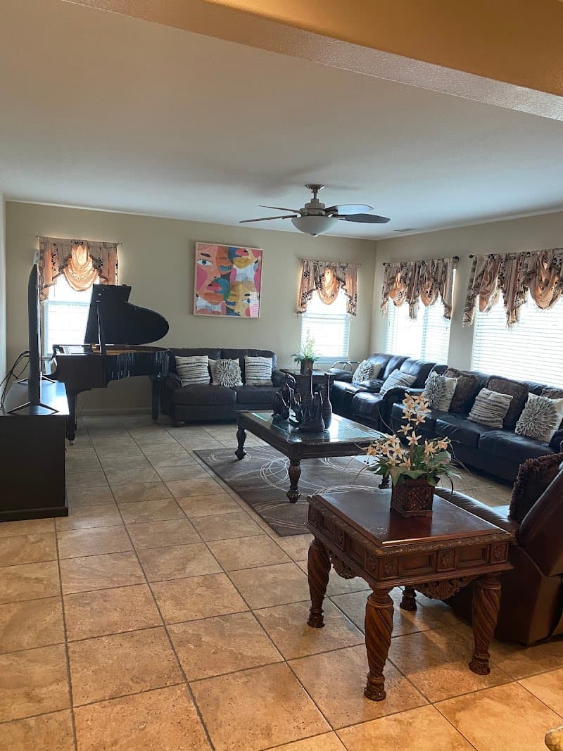 GRATEFUL HEARTS SENIOR LIVING