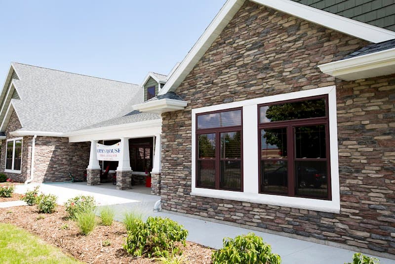 AMERICAN GRAND ASSISTED LIVING SUITES