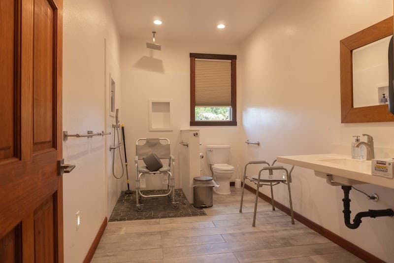 Raza Adult Residential Care Home-Expanded Care