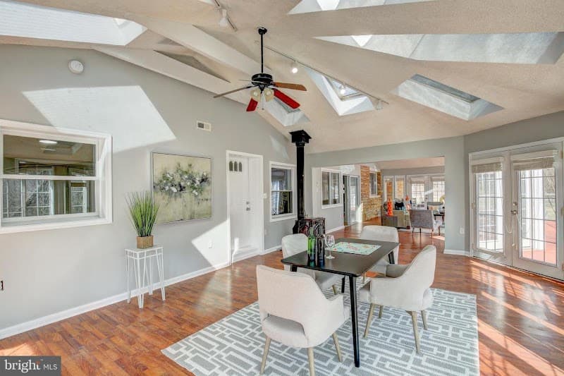 Love And Light Senior Care