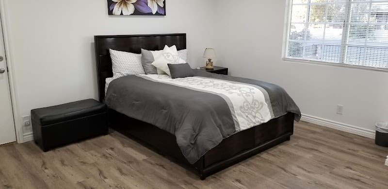 SUNSHINE SENIOR LIVING