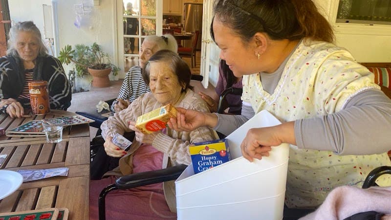 WALNUT GARDEN VALLEY VILLAGE