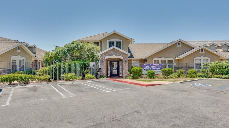 NEWPORT MESA SENIOR LIVING
