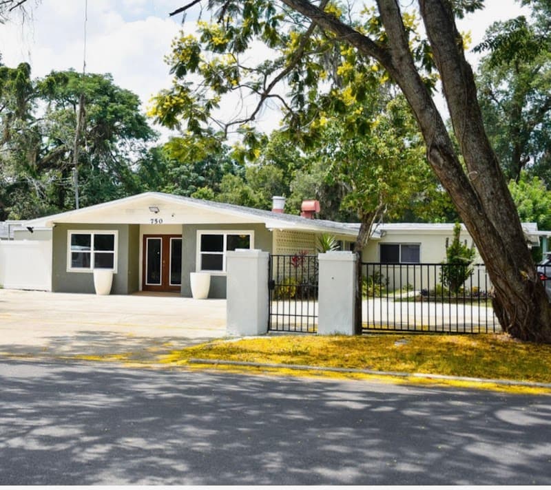 APOPKA RETIREMENT CENTER