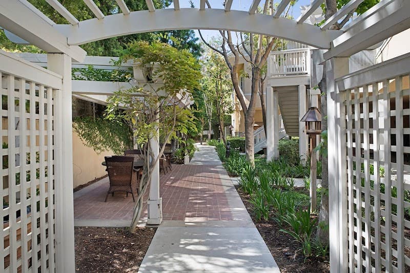 IVY PARK AT FULLERTON