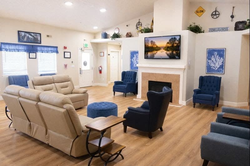 Ashley Manor - Arlington