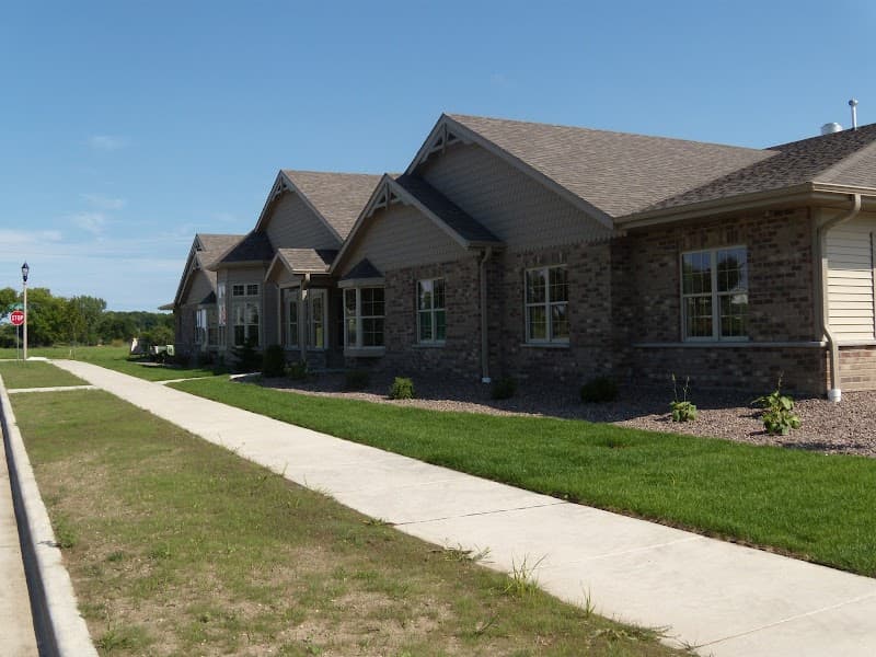 IVY MANOR OF WEST BEND BLDG 2