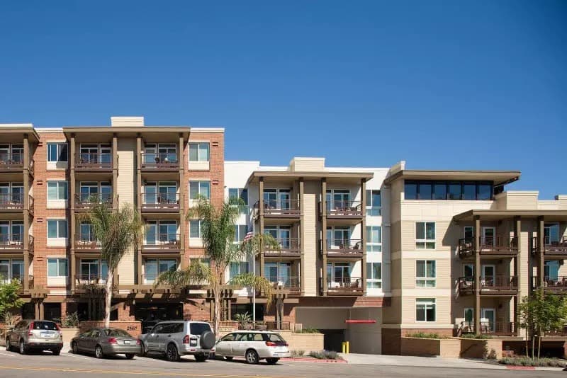 MERRILL GARDENS AT BANKERS HILL