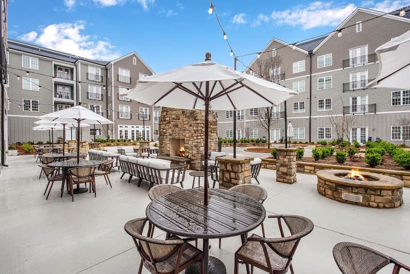 HOLBROOK OF WOODSTOCK